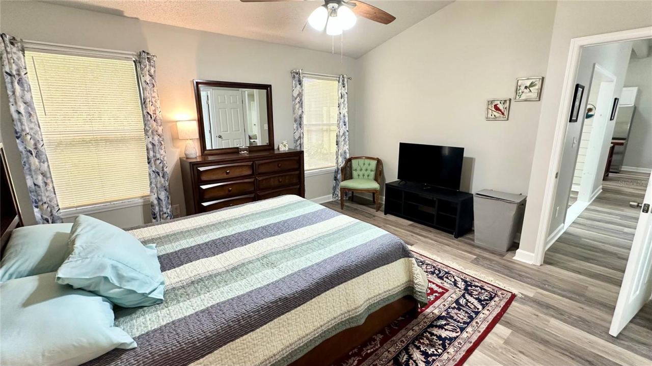 Photo 13 of 20: primary bedroom