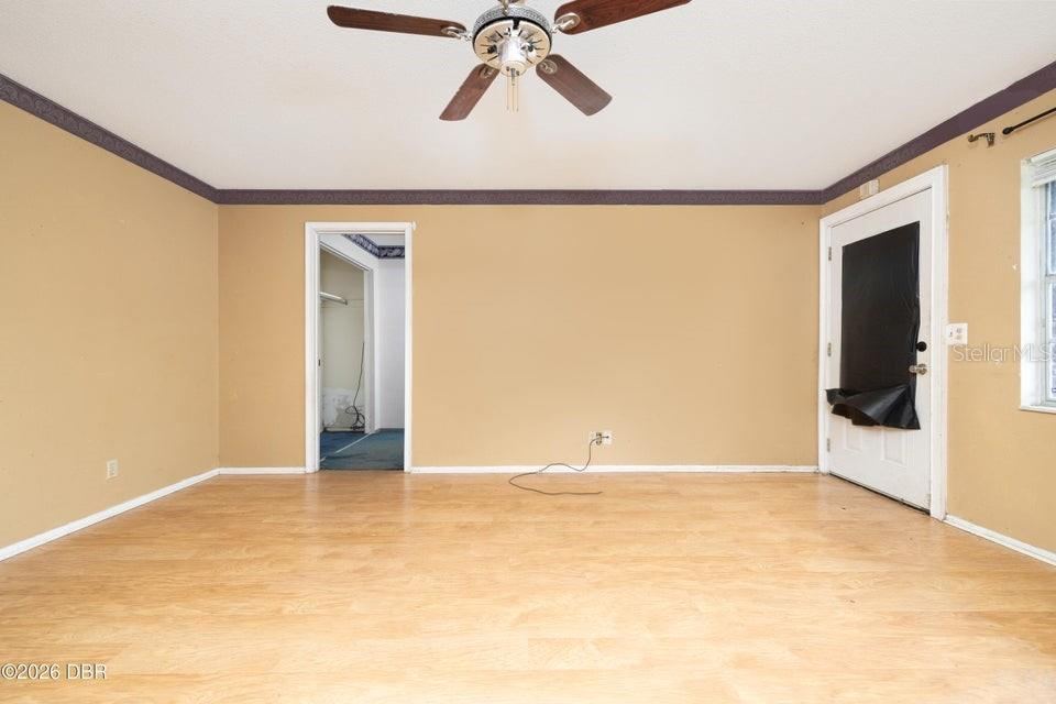 Photo 8 of 20