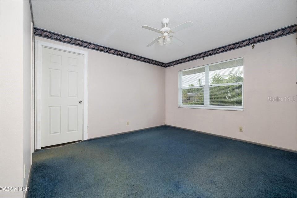 Photo 13 of 20