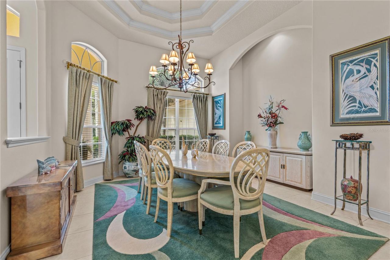 Photo 6 of 20: Dining Room