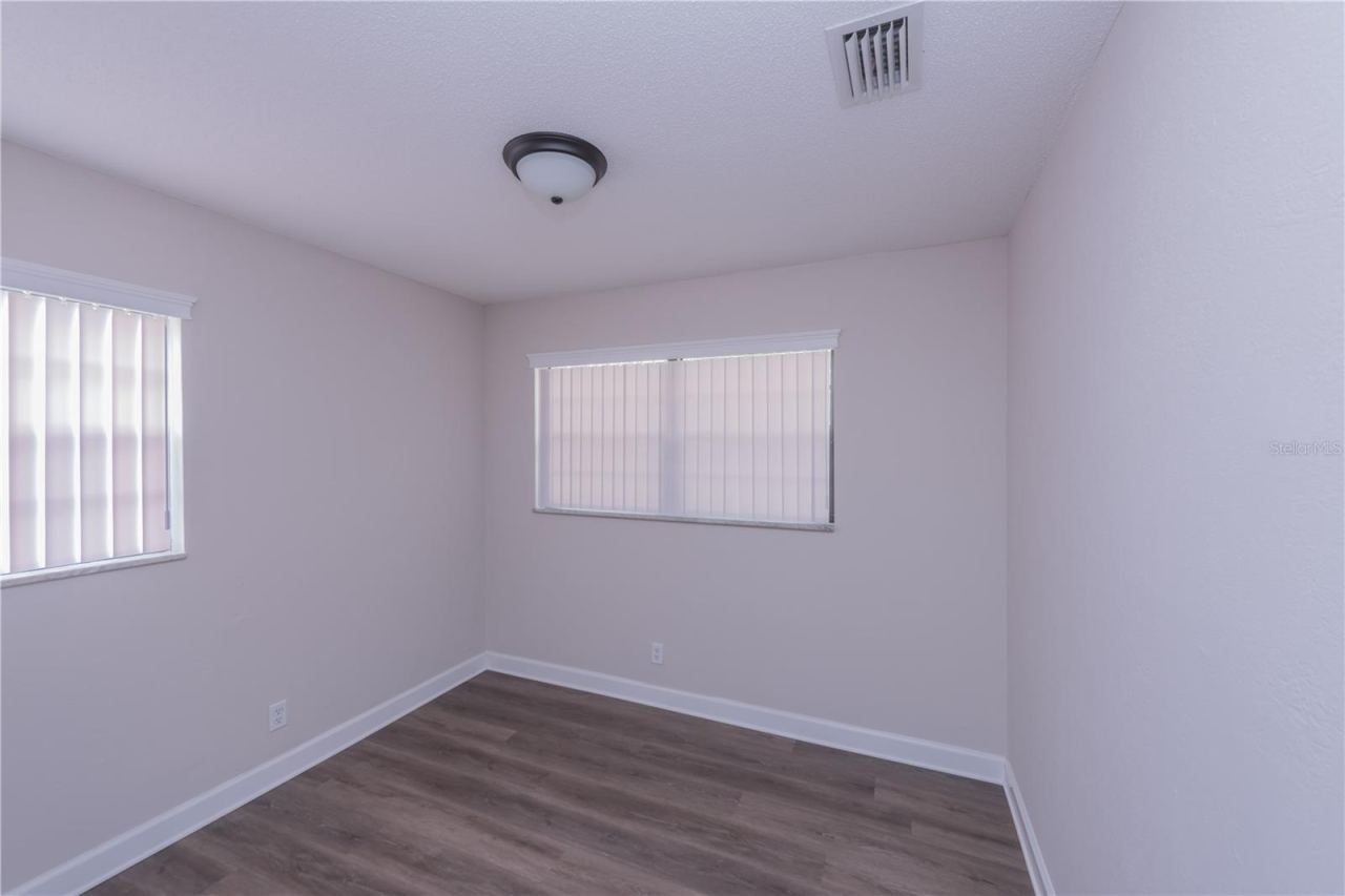 Photo 15 of 20