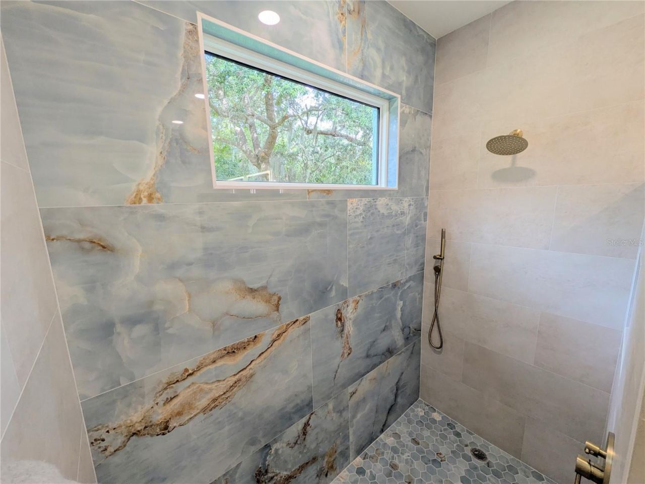 Photo 17 of 20: Primary shower