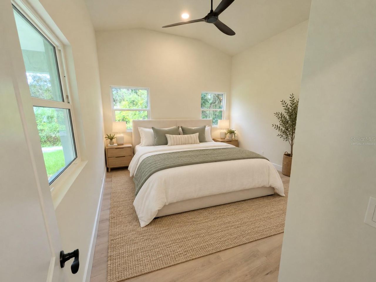 Photo 19 of 20: Primary Bedroom Virtually staged