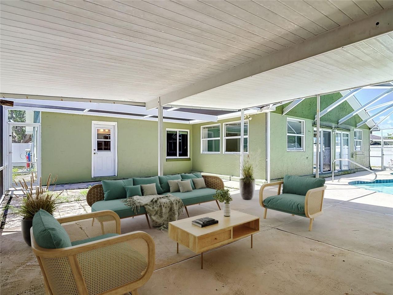 Photo 11 of 20: virtually staged pool area