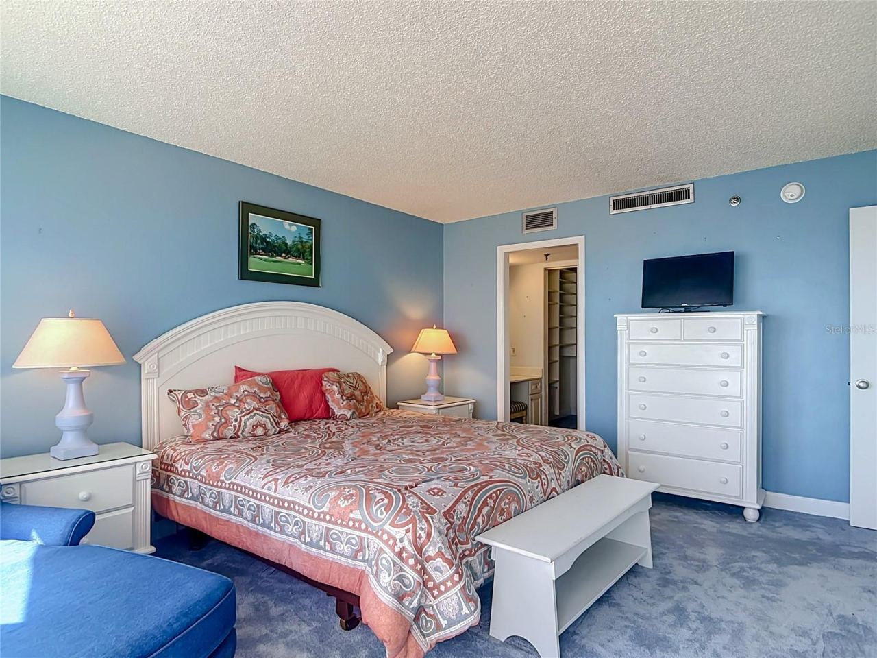 Photo 10 of 20: Primary Bedroom