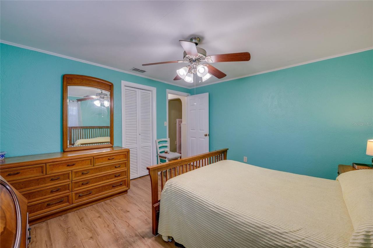 Photo 18 of 20: Primary bedroom