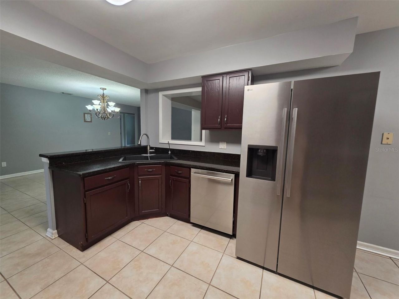 Photo 14 of 20: Kitchen
