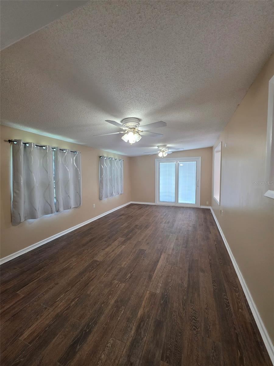 Photo 16 of 20: Bonus room