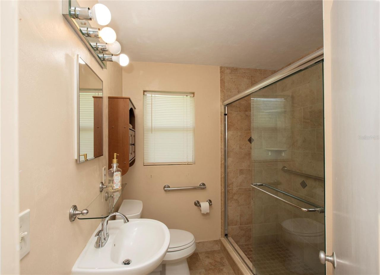 Photo 13 of 20: GUEST BATH