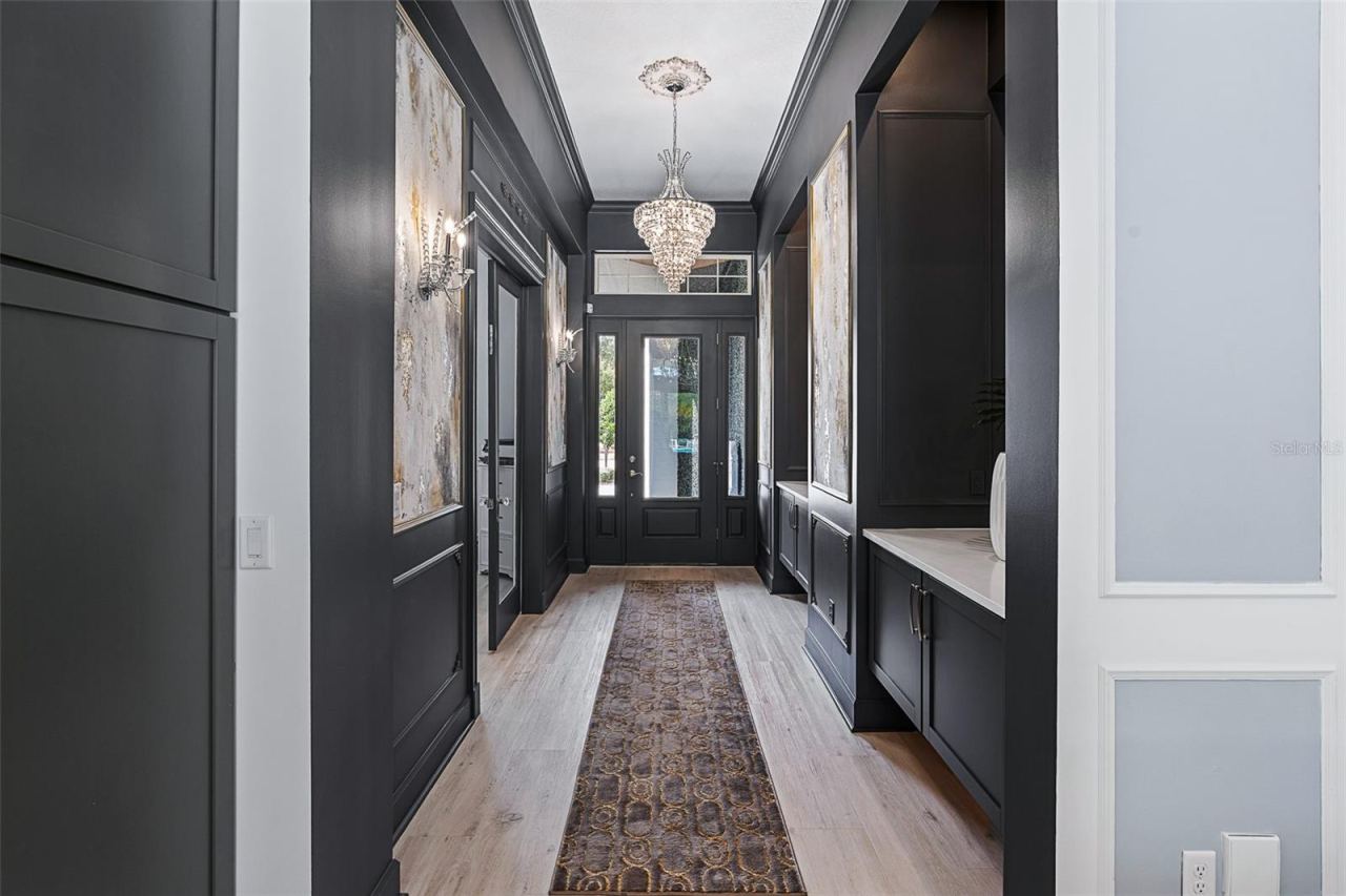 Photo 6 of 20: Entry Foyer