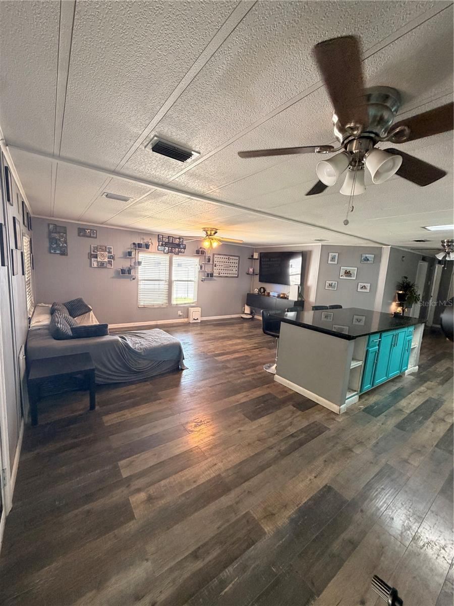 Photo 16 of 20