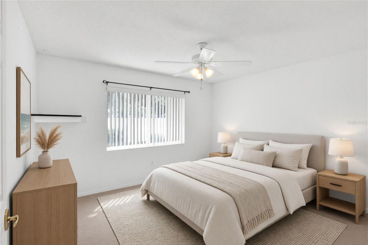 Photo 18 of 20