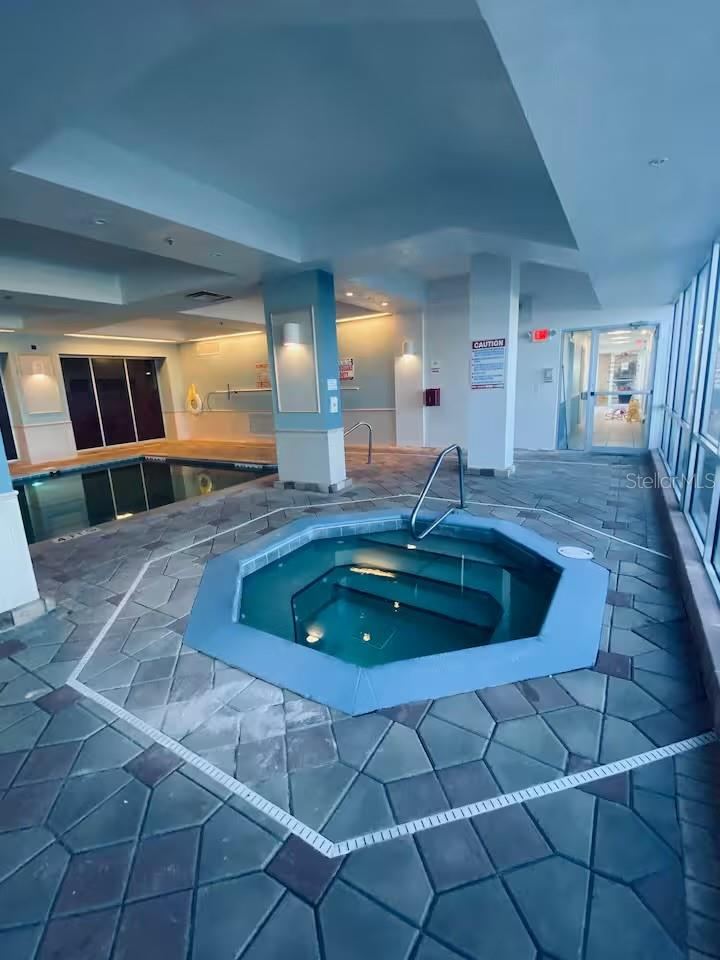 Photo 6 of 20: Large spa/hot tub