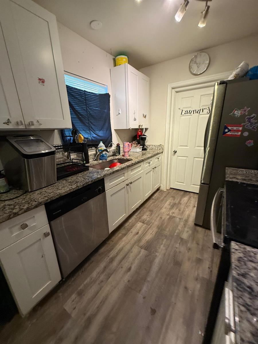 Photo 2 of 2