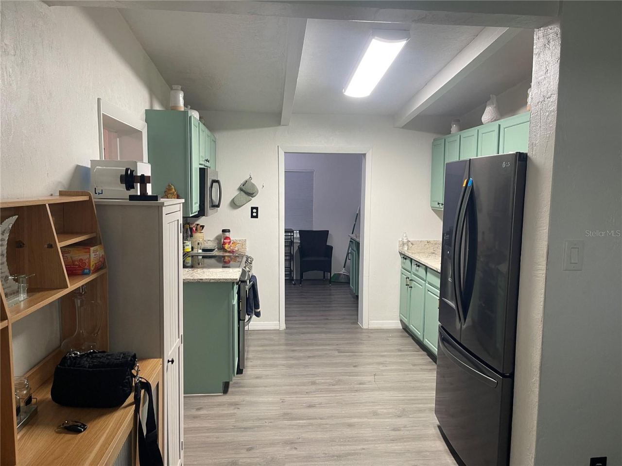 Photo 8 of 20: Kitchen/Living Room