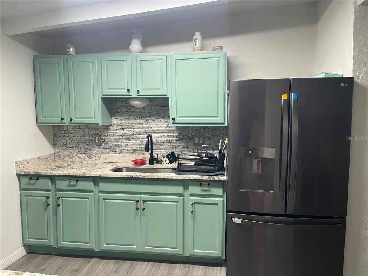 Photo 10 of 20: Kitchen/Living Room