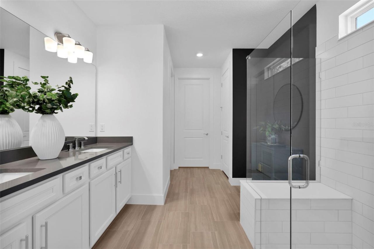 Photo 14 of 20: Model Home Pictured