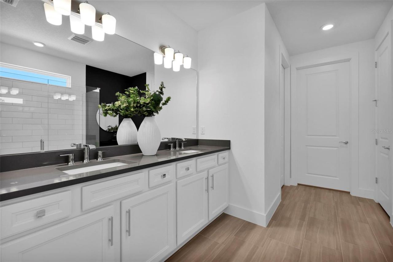 Photo 15 of 20: Model Home Pictured