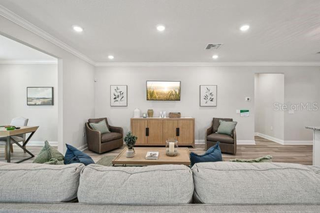 Photo 14 of 20: Model home - actual features may vary.