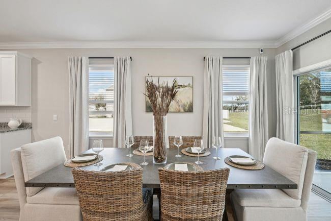 Photo 17 of 20: Model home - actual features may vary.