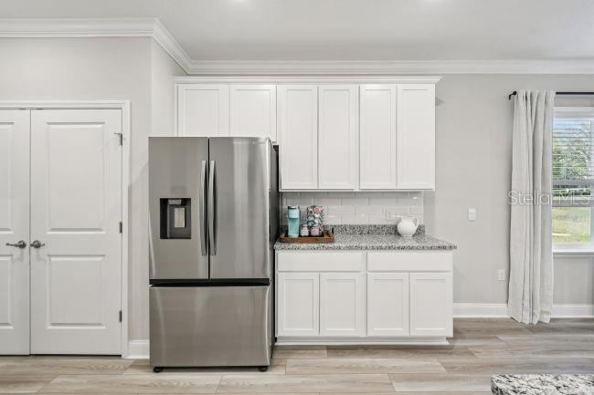 Photo 11 of 20: Model home - actual features may vary.