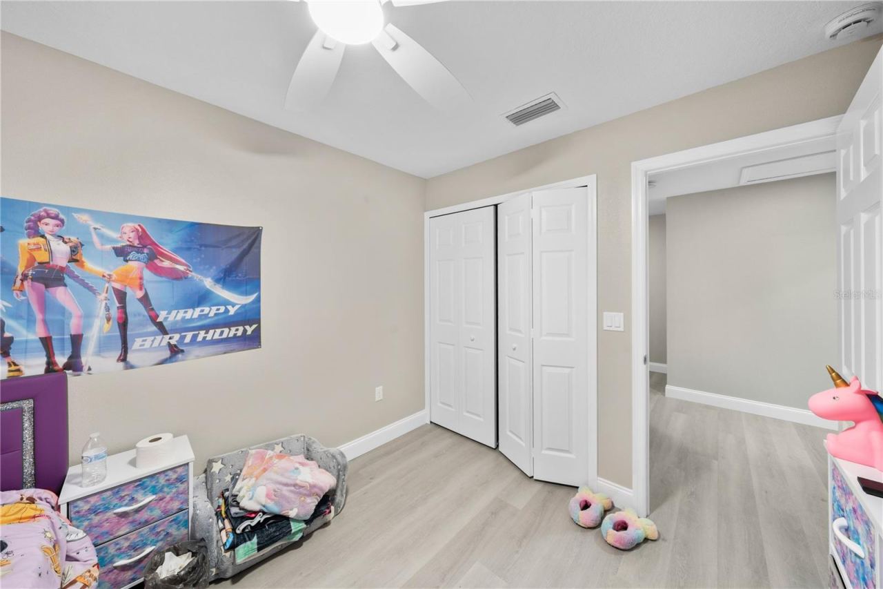 Photo 19 of 20