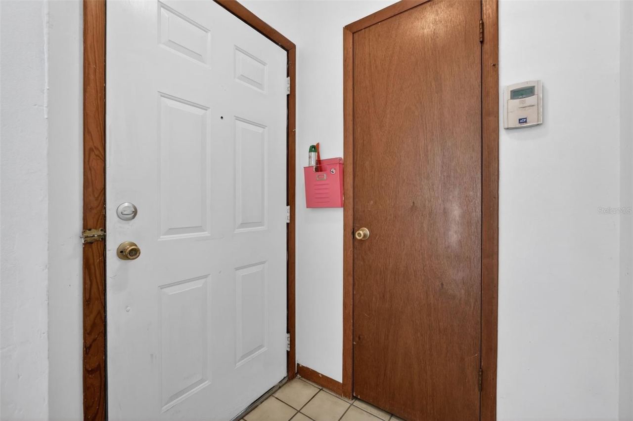 Photo 8 of 20