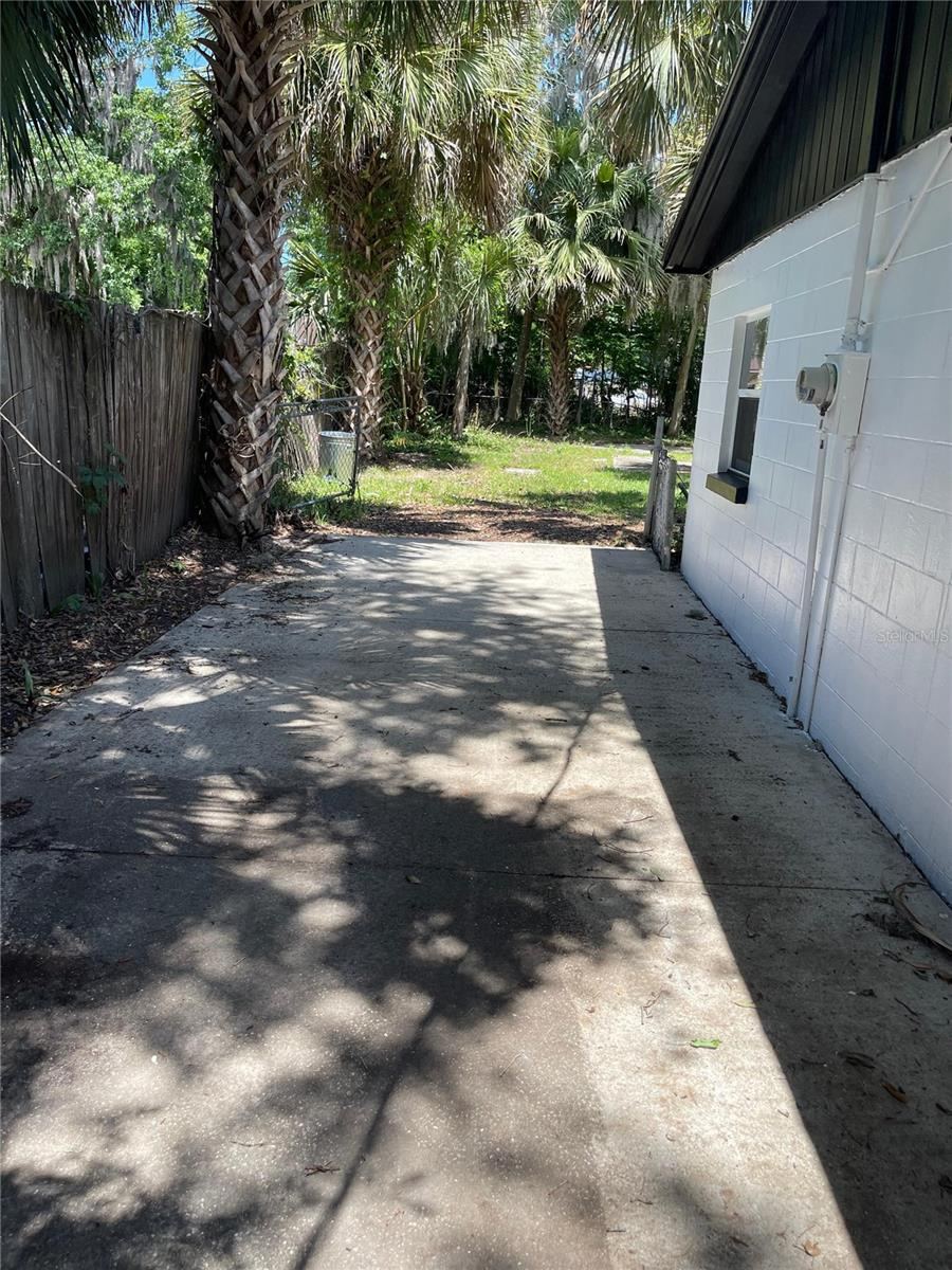 Photo 8 of 20