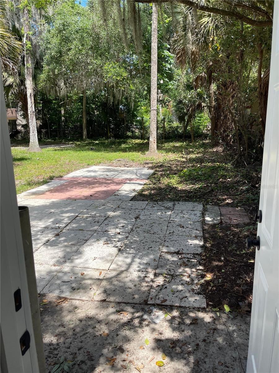 Photo 9 of 20