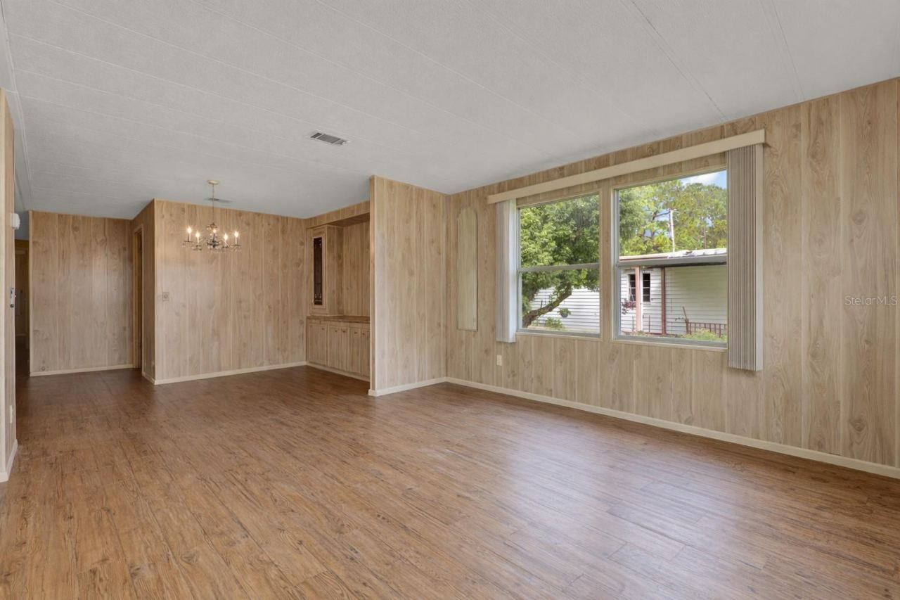 Photo 5 of 20: Living/Dinning Room Combo