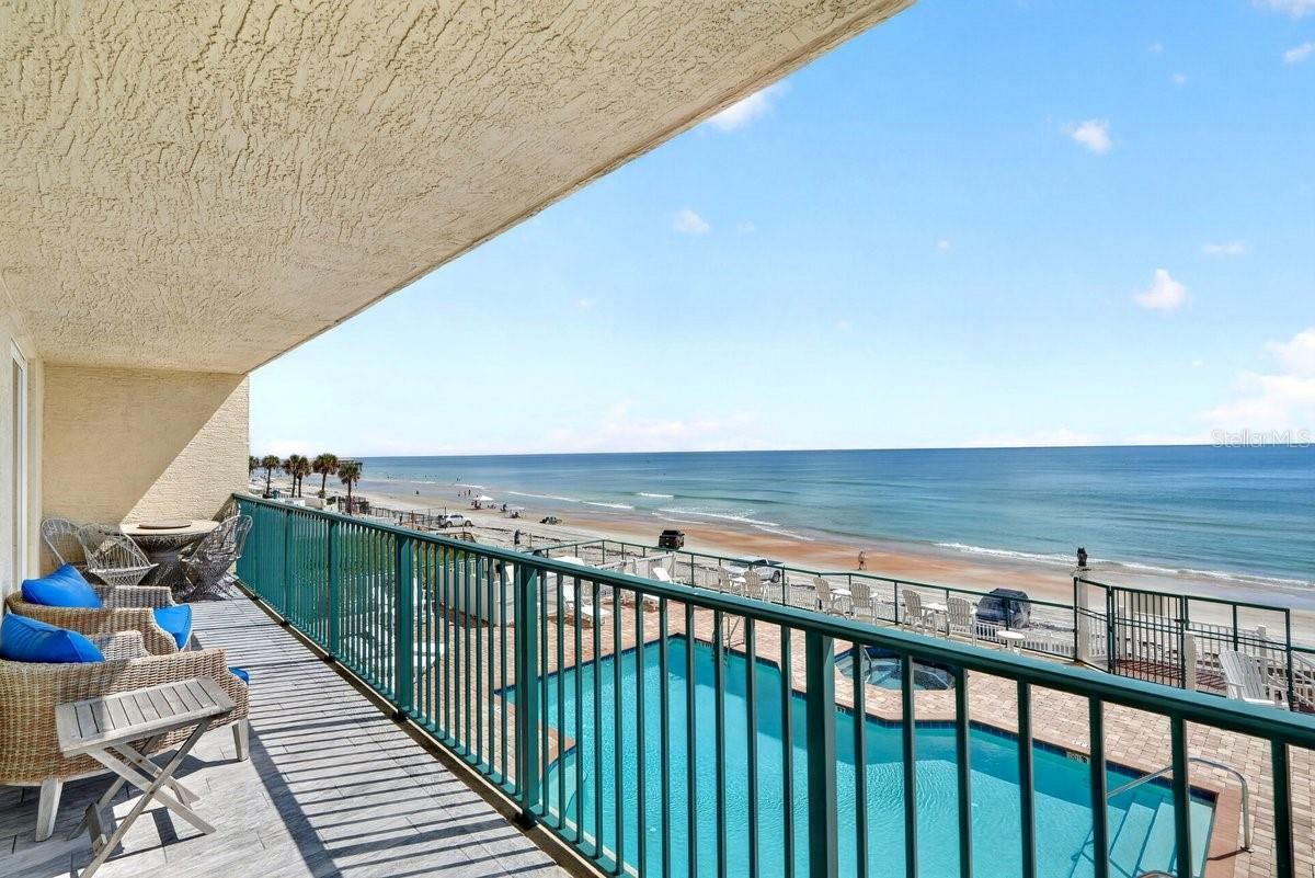 Photo 19 of 20: Private Balcony