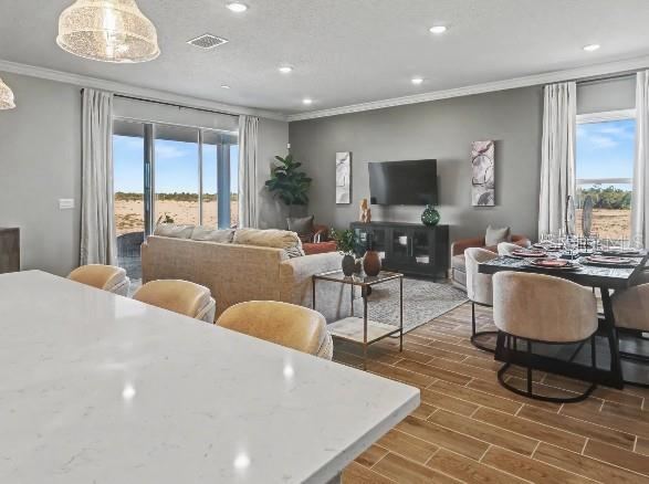 Photo 8 of 20: Model home - actual features may vary.