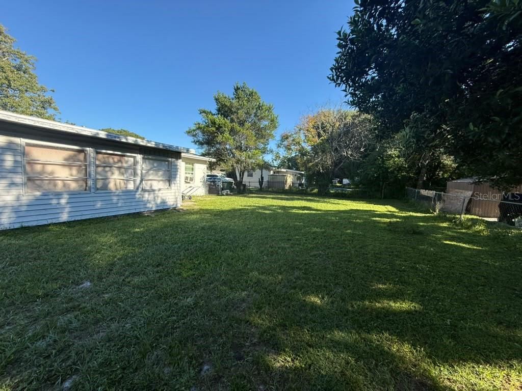 Photo 8 of 9