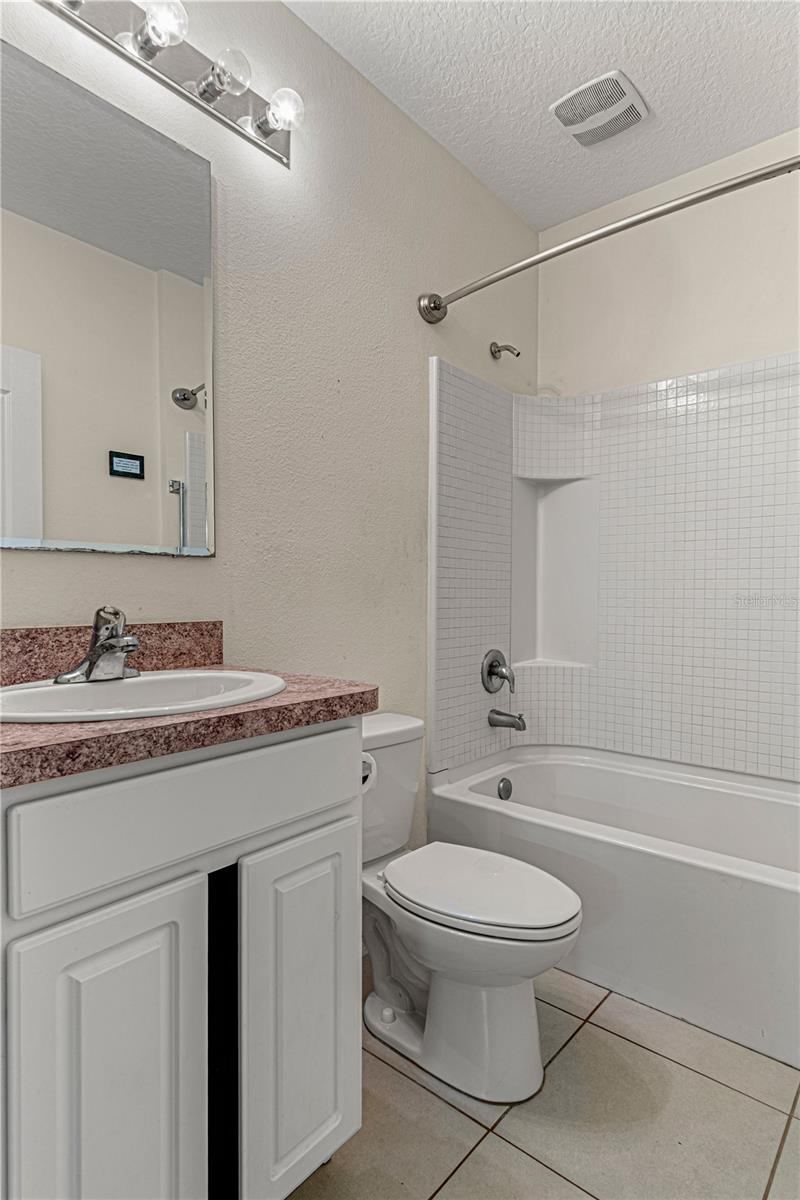 Photo 16 of 20