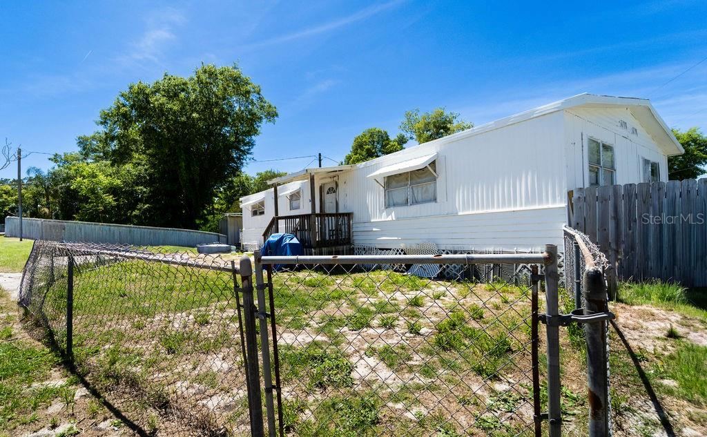 Photo 2 of 20: Double Wide