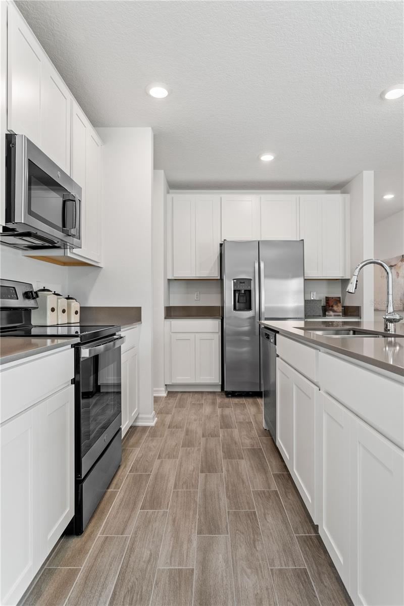 Photo 5 of 20: Kitchen
