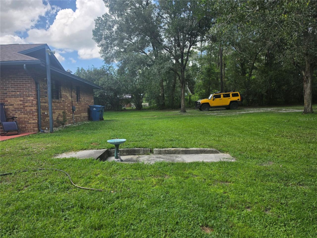Photo 6 of 20: back yard