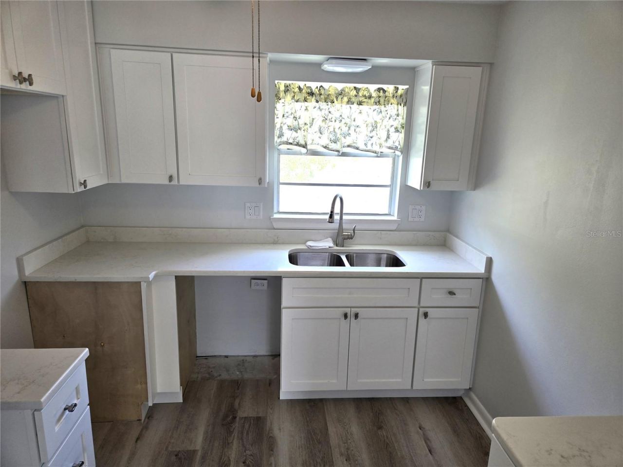 Photo 9 of 20: Kitchen 2