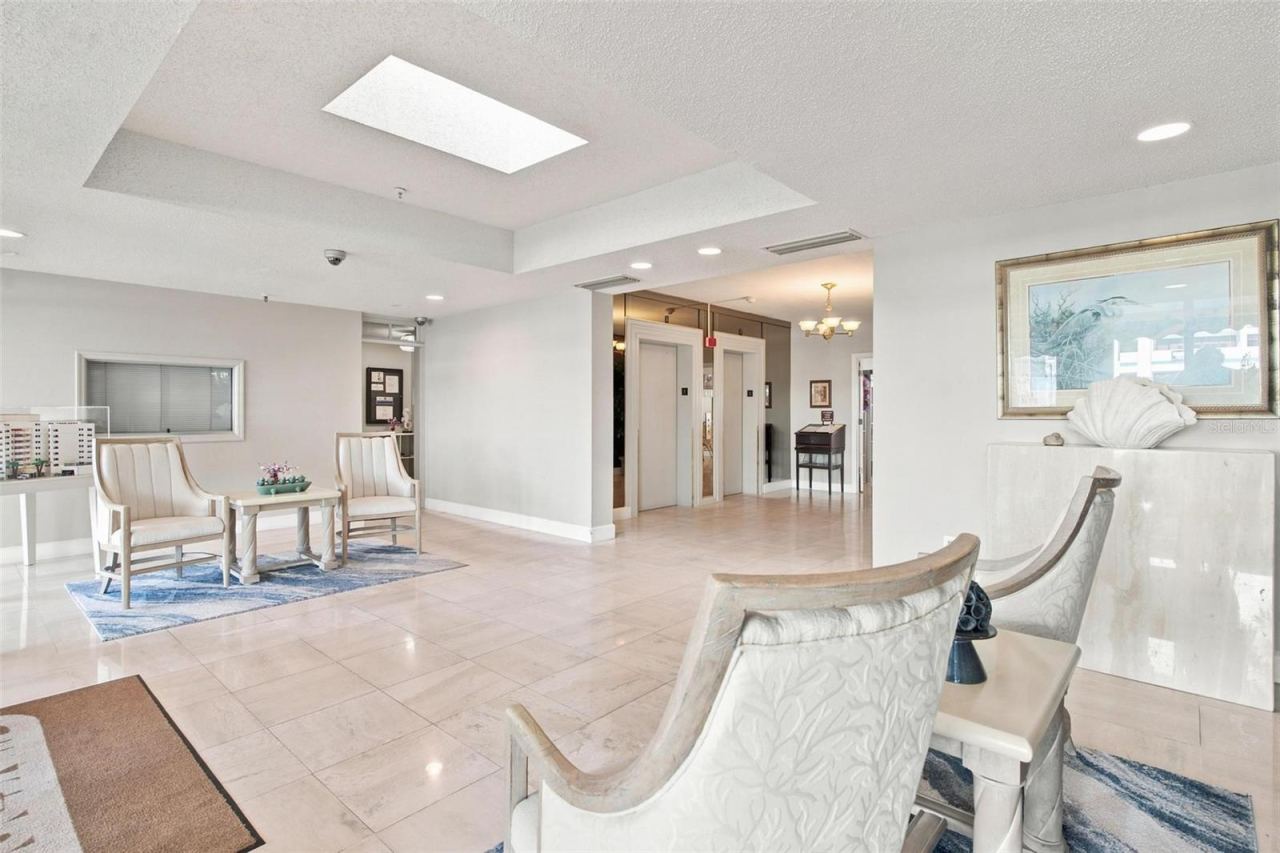 Photo 8 of 20: Community Entry/Foyer. Secured access throughout the building with elevator access.