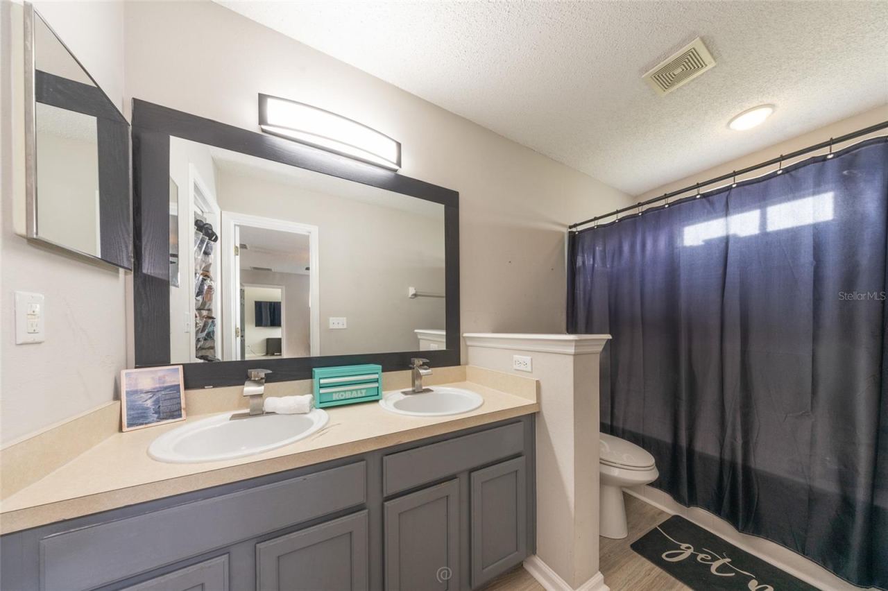 Photo 13 of 20: Primary En-Suite