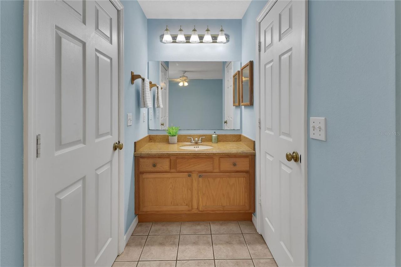 Photo 18 of 20: Primary Bath en-suite in Primary Bedroom