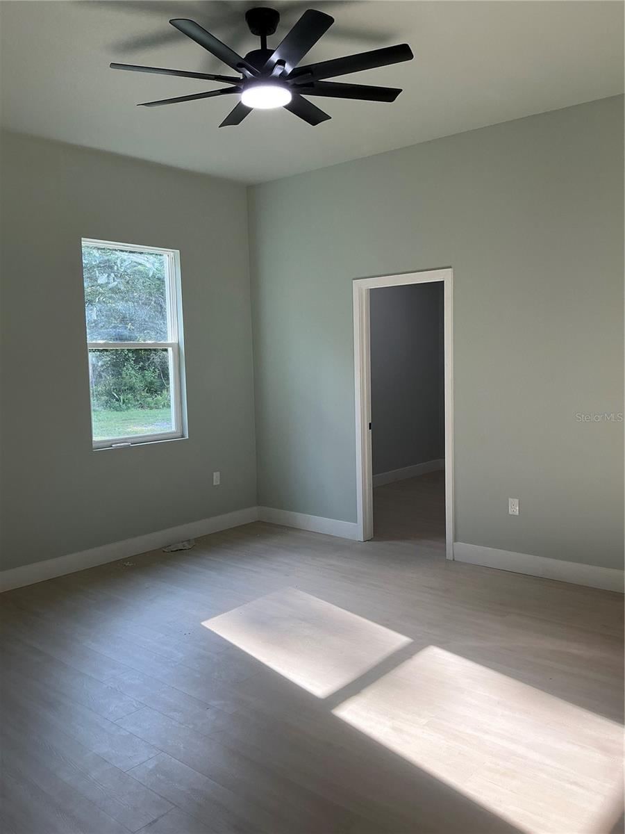 Photo 19 of 20: Rear Primary Bedroom