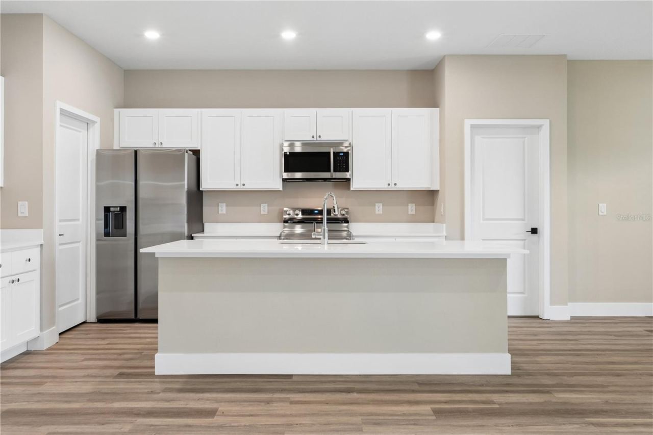 Photo 4 of 15: PICTURES OF COMPLETED HOME, COLOR OPTIONS MAY VARY