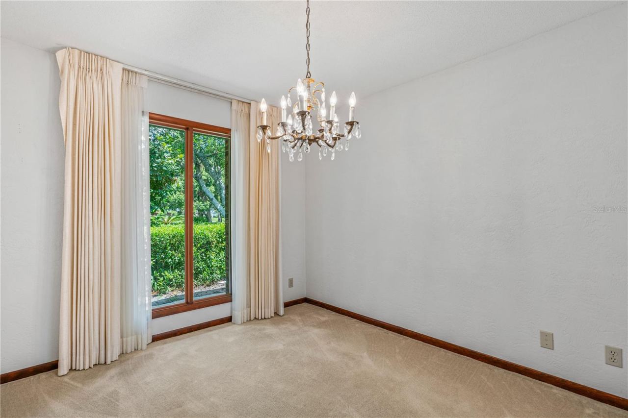 Photo 12 of 20: Formal Dining Area