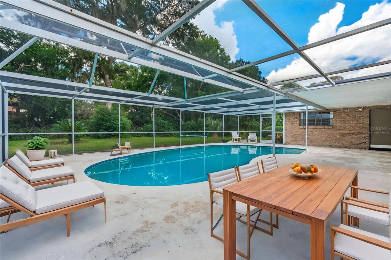Photo 4 of 20: Virtually Staged- Spacious & Inviting Pool & Deck