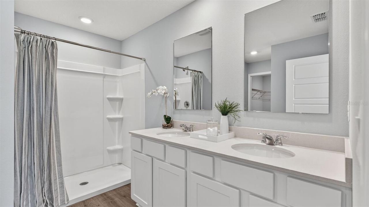 Photo 19 of 20: Photo of Model Home