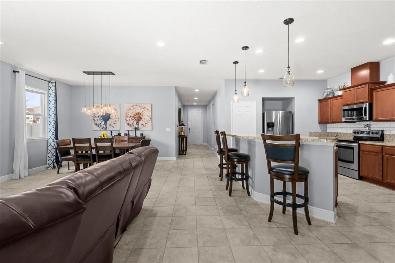Photo 4 of 20: Open Concept