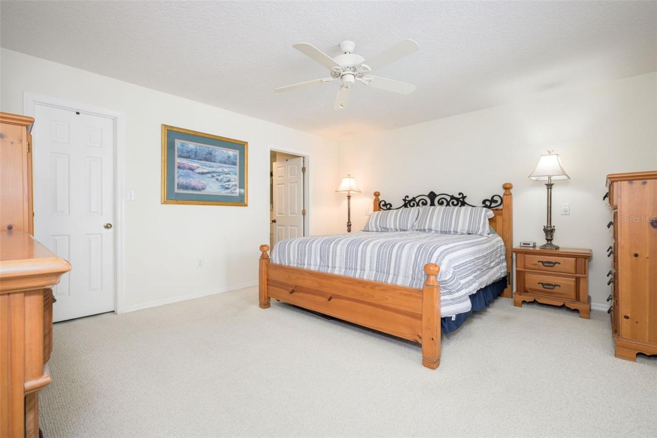Photo 13 of 20: Primary Suite