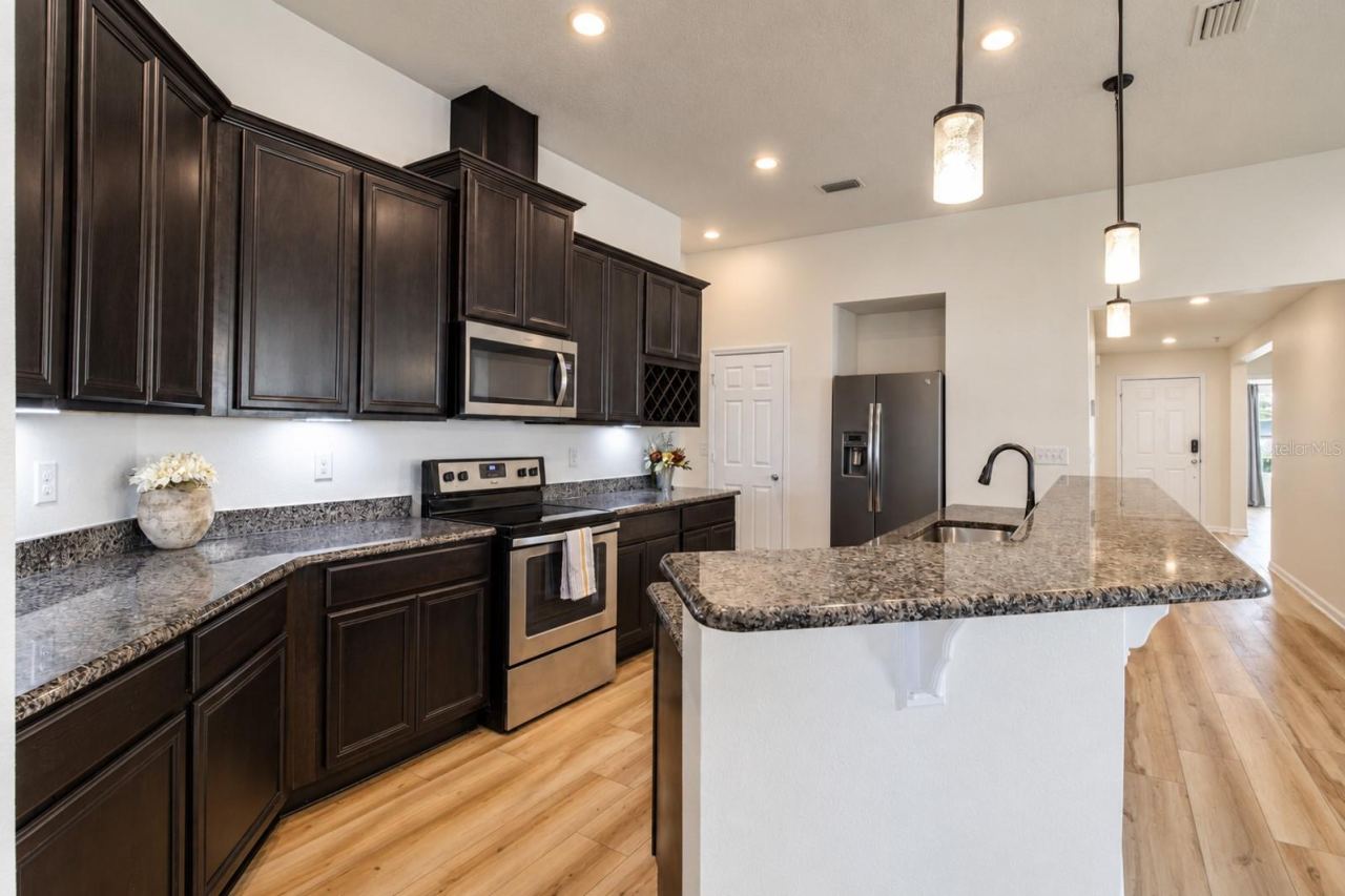 Photo 9 of 20: Large Open Kitchen