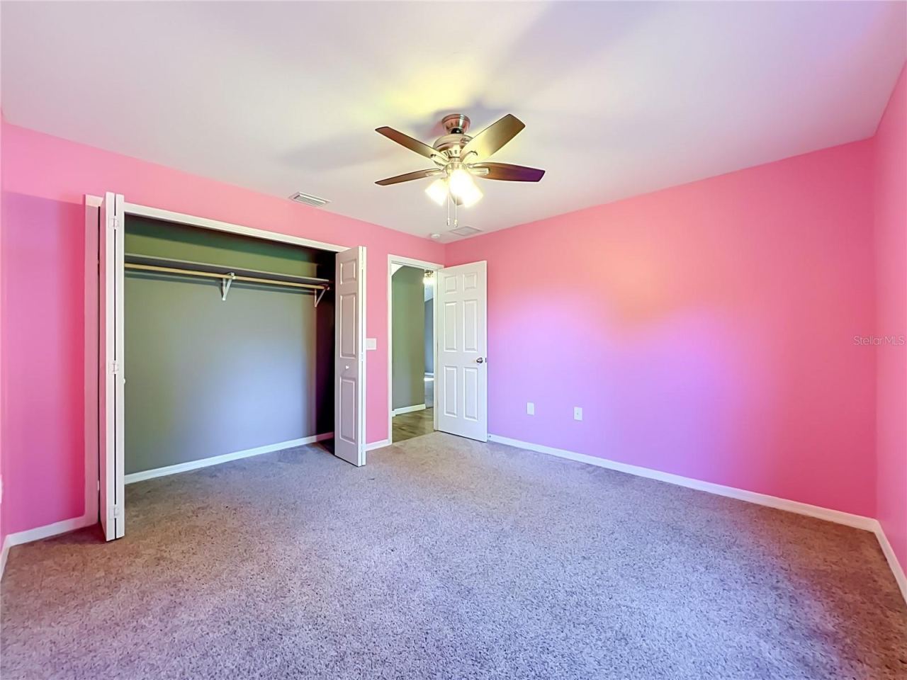 Photo 11 of 20: Second Bedroom